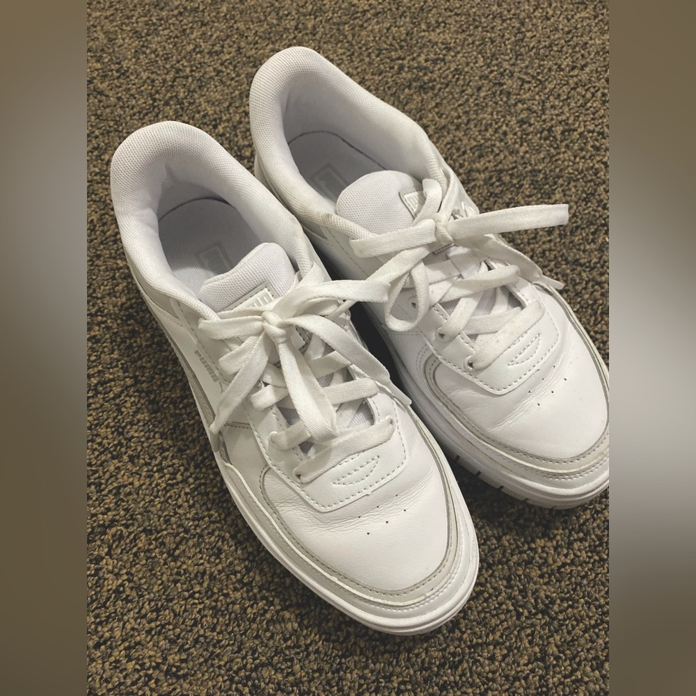 Barely Worn Puma 8.5 Women’s Shoes!